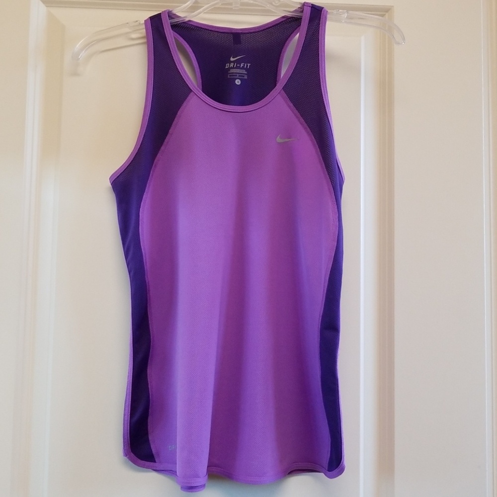 NIKE DRI-FIT workout tank